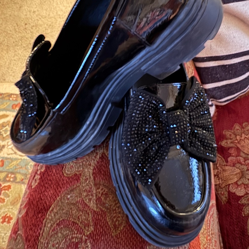 Limelight Shiny Black Bow Loafers